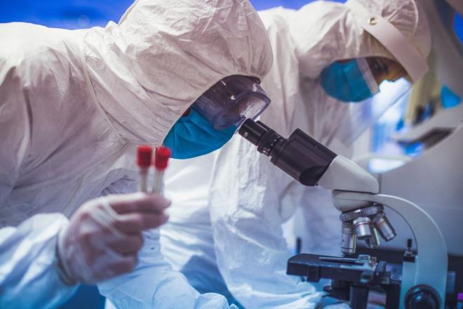 5,49 KAT DAHA FAZLA    CDC raporu, daha nce Covid-19 enfeksiyonu olan alanmam yetikinlerin, daha nce belgelenmi bir enfeksiyonu olmayan tam olarak alanm bireylere gre yeniden enfekte olma olaslnn 5,49 kat daha fazla olduunu buldu.