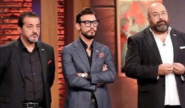 nl ef Mehmet Yalnkaya programdaki klar kadar zel hayatyla da gndeme geliyor. Mehmet ef'in son blmdeki grnts sosyal medyada dikkat ekti.