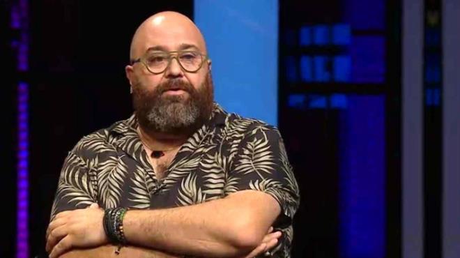 Ortaya atlan iddialar seyirciyi zerken merak edilen aklama geldi.