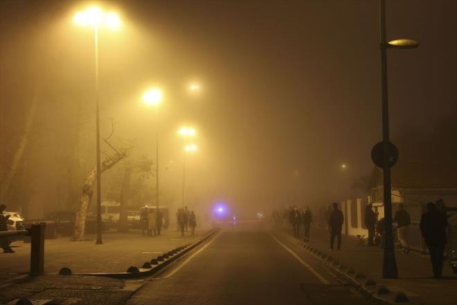 stanbul Boaz'nn evresindeki Beikta, Saryer, skdar ve Kadky bata olmak zere Beylikdz, Bykekmece, Esenyurt, Zeytinburnu ile Bakrky gibi ilelerde youn sis grld.