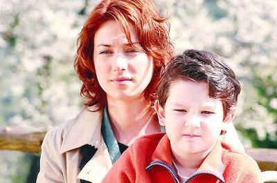 Bir dnem Aliye dizisinde canlandrd "Arda" karakteriyle byk beeni toplayan Ayberk Koar'n yllar iindeki deiimi herkesi artt.