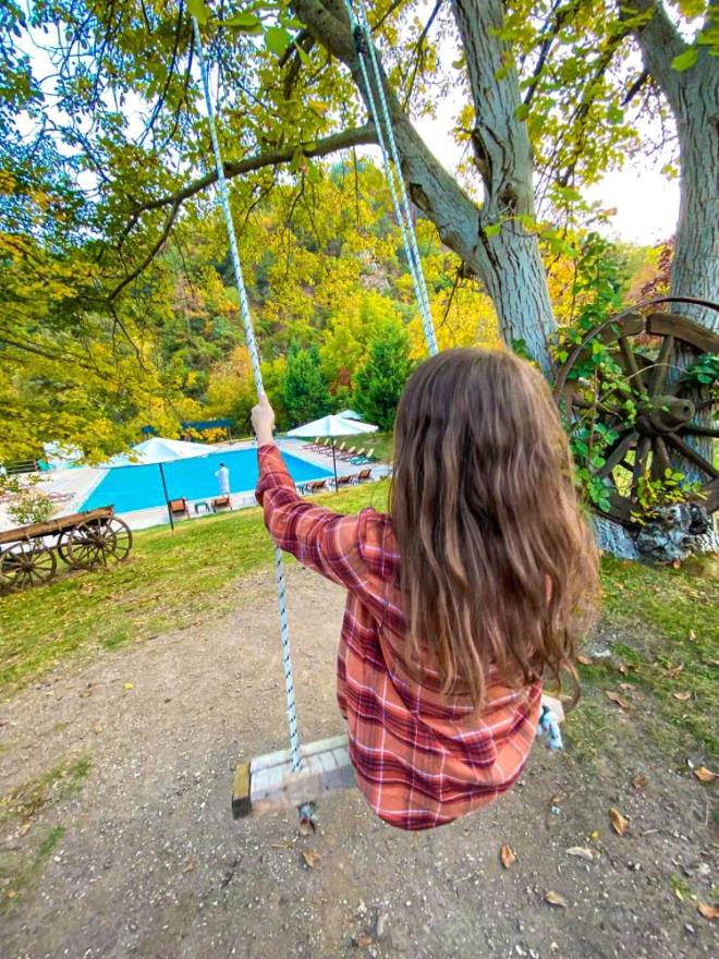 Bunun yansra dn fotoraflar ve yeni evlenen iftlerde sonbaharn oluturduu gzelliklerle sslenen doal platolar tercih ediyor.