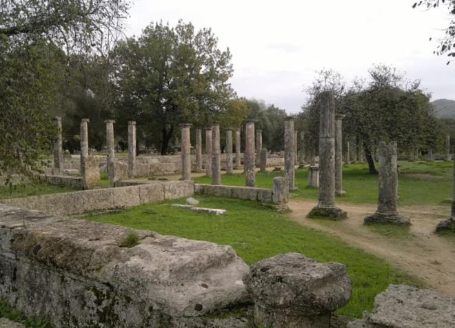 YZ BNLERCE FOTORAF TARANDI    Teknoloji devi Microsoft antik sit alann yz binlere fotorafn hem yer hem de drone tabanl kameralarla ekerek yapay zeka aracl ile iledi.