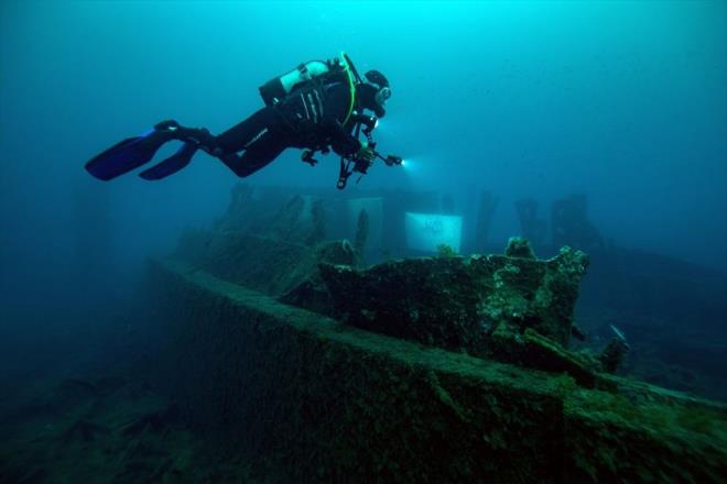 Saraybosna'da yaanan suikastla 28 Temmuz 1914 tarihinde balayan ve 11 Kasm 1918'de sona eren Avrupa merkezli muharebeler, cepheleri ve fark noktalarda ykselen bombardman sesleriyle tarihteki yerini koruyor.
