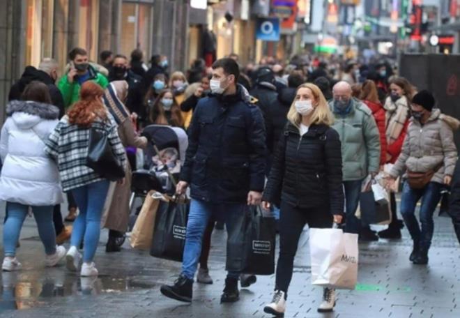 Hedman,  "2022'de bir milyarn zerinde bir an olaca olduka ak. rngalarn bir a iesinin on kat bykle sahip olduu dnldnde, ayrca  tedarik zincirinde gecikmelere neden olmas muhtemel? dedi.