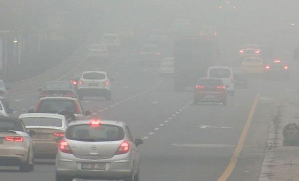 Ege:Paral ve az bulutlu geecei tahmin ediyor.  Ege'de sabah ve gece saatlerinde sis ve pus olay ile birlikte yer yer buzlanma ve don olay bekleniyor.