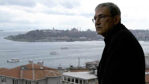 tiraz inceleyen nbeti Sulh Ceza Hakimlii dosya zerinde yapt incelemede kitap ierisinde bulunan baz ksmlarda hakaret ierii tayabilecek ibarelerin yer aldn, dosya kapsamnda Orhan Pamuk'un bu haliyle yarglanmas gerektiini ifade etti.