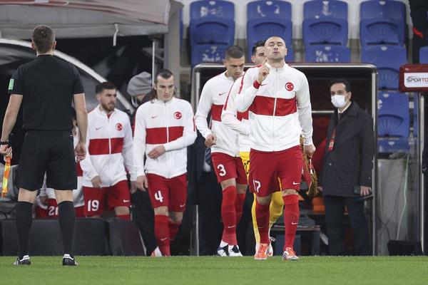 7 Eyll'de 6-1'lik Hollanda yenilgisi ve ardndan 1-1'lik Norve beraberlii umutlarmz tketse de Letonya ve Cebelitark galibiyetleriyle yeniden doduk. 2022 Dnya Kupas Elemeleri G Grubu'nda Hollanda, Norve, Karada, Letonya ve Cebelitark ile mcadele eden Trkiye, son mata Cebelitark' 6-0'lk skorla geerek 9 mata 23 puana ulat.