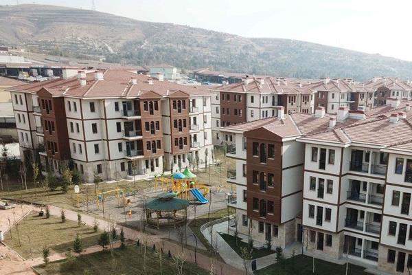 Malatya 2+1 ve 3+1 nitelikli 286 konut 172 bin liradan balayan fiyatlar, 864 liradan balayan taksitlerle satlacak.