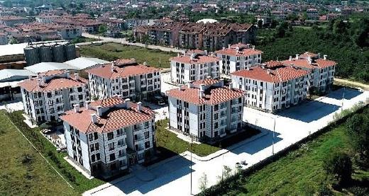 Erzincan Kemaliye projesinde satlacak 40 konutun balang fiyat 148 bin lira, taksitleri ise 493 liradan balyor.