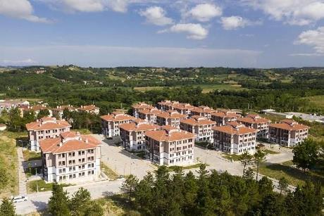 Aksaray Aaren?de sata sunulan 2+1 nitelikli 32 kontun balang sat fiyat 176 bin liradan, taksit tutar 882 liradan balyor.