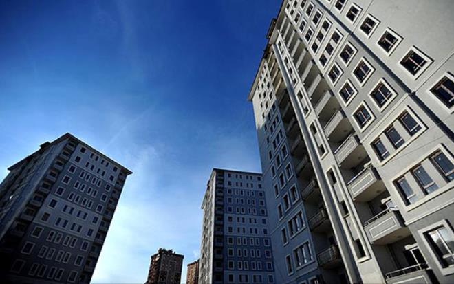 Trkiye genelinde 13 ilde toplam bin 310 konut dar ve orta gelirli vatandalar iin 117 bin liradan balayan fiyatlarla dk taksit ve uzun vadelerle kural sata sunuluyor.