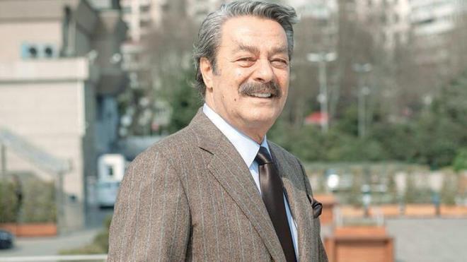 Mula'nn Ortaca ilesinde aniden rahatszlanan nl sanat Kadir nanr, Denizli'deki Pamukkale niversitesi Hastanesi'nde tedaviye alnd. nanr'n beyin damarnda pht atmas sonucu rahatszland ve hayati tehlikesinin bulunmad renildi.