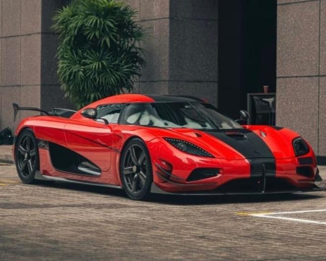 8. KOENGSEGG CCXR TREVTA    5.4 MLYON DOLAR