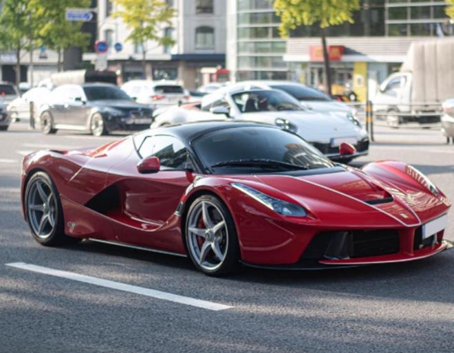 24. FERRAR LAFERRAR APERTA    2.2 MLYON DOLAR