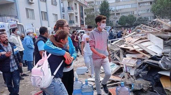 Daha sade bir anlatmla Marmara?da beklenen deprem gerekletiinde Yalova?daki bir nokta stanbul?daki bir noktaya gre 5 metre batya doru kayacak. Benzer bir durum 17 Austos 1999 depreminde de yaanm, Sakarya?da fay zerinde yer alan bir benzin istasyonunun iki pompas birbirine gre 5 metre kadar kaymt.