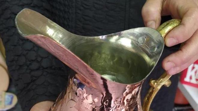 Teknolojiye yenilen bakr kaplar, saln nem kazanmasyla yeniden rabet grmeye balad. Uzmanlara gre, bakr kaplarn suyu pozitif elektrikle ykleme zellii bulunuyor ve bu pozitif elektrik yk vcudun 3 temelini dengelemeyi salyor. Bakr srahi iinde 8 saat bekletilerek hazrlanan su hibir zaman ktlemiyor ve tazeliini koruyor.