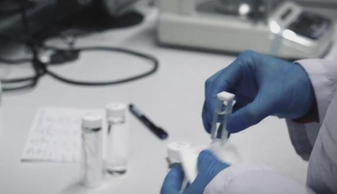 ok kritik alanlarda kullanlabilecek bir madde<br>  Peki Borofen nerelerde kullanlyor? ?En yaygn kullanm alan enerji? diyor zgr Ekin Felek ve devam ediyor: ?Enerji depolama sistemleri ne kan ilk balk. nk enerji sistemlerinde hem verimi hem de kapasiteyi olduka yukar noktalara ekiyor. Bunun dnda savunma sanayiinde, kompozitlerde, mikro nano sensrlerde de kullanlyor. nk bor elementinin sahip olduu ok zel deerler var. Bu durum onu farkl alanlarda barol oyuncusu yapyor. Haliyle de bilim dnyasnda mit vadeden ?yeni sper malzeme? olarak adlandrlyor.