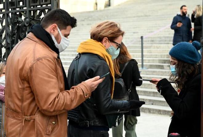 Ayrca varyant daha bulac olabilecei ve alarn buna kar daha az etkili olabilecei endielerine yol aan birka mutasyona sahip.