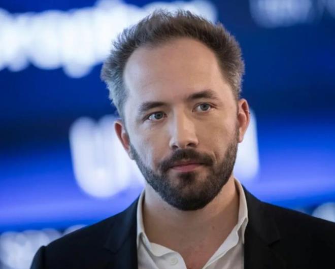 DREW HOUSTON (38)    Dropbox, Kurucu ortak