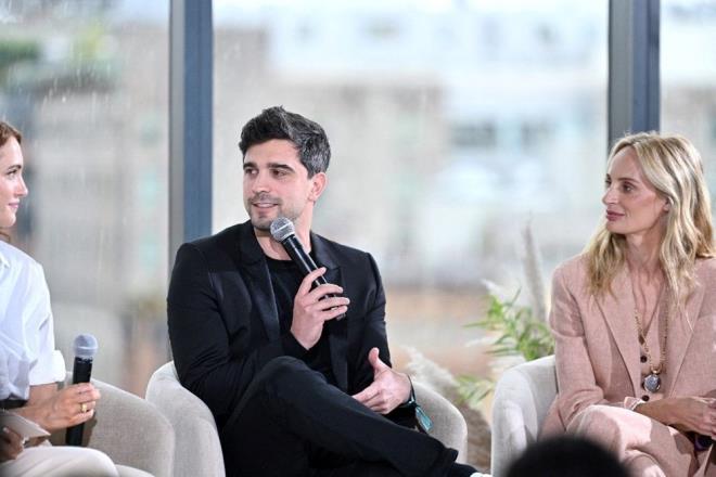 NCK MOLNAR (31)<br>    Afterpay, Kurucu ortak