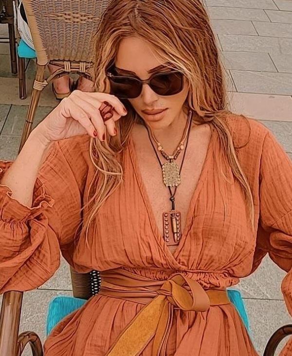 "Ben de hatalym burada kabul ediyorum"    Bizde ok rnek alnan insanlarz, ben de hatalym burada kabul ediyorum, byle cahilce bir eyi 67-70 kilolarda yaptrmamam gerekiyordu. Ben kendi zerime alacam eyi alyorum zaten ama hekimin buna asla yanamamas, para iin asla byle bir eyi etmemesi lazm.