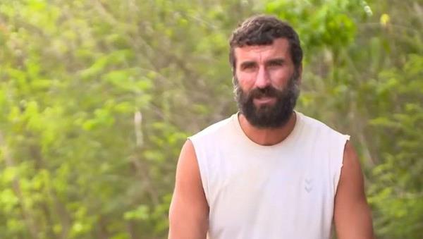 2019 y�l�n�n iddial� isimleri aras�nda yer alan ve ge�irdi�i sakatl�k sonras� adaya veda etmek zorunda kalan Hikmet Tu�suz