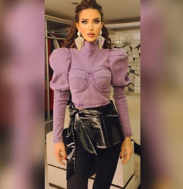 Srekli alad. Herkesi ok sevdiini dile getirdi. O kadar ok seveni varm ki srekli dua ediyorlar, mesaj atyorlar. nsanlar sabahlara kadar dua ettiler. Telefonlarm hi susmad. Hlya Avar da arad. Blent Ersoy gece 3 buukta ses kayd brakm. Ajda Pekkan sa olsun arad. Herkese ok teekkrler.'' ifadelerini kulland.