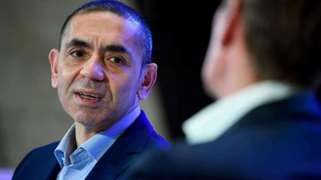 HER TRL HASTALIA KARI KORUMA ORANI YZDE 70 LE YZDE 75    Corona viirsn orjinal versiyonuna  kar elde ettiimiz yzde 95 etkinlikten ok uzakta olduumuz aikar. Ancak nc enjeksiyondan sonra amz her trl hastala kar yzde 70 veya yzde 75 koruma salyor gibi grnyor.