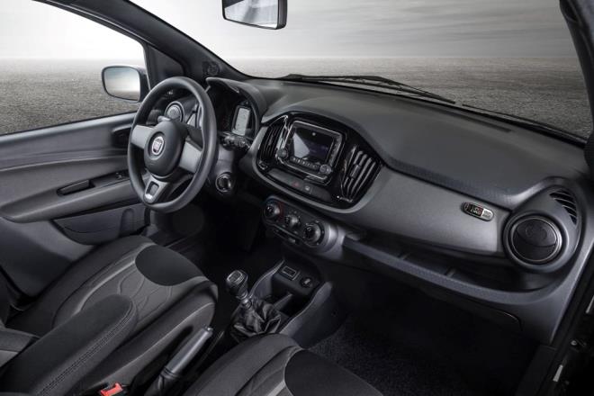 Snrl retimle koleksiyon nitelii tayacak modellerin konsolunda 1'den 250'ye numaralar yer alyor.