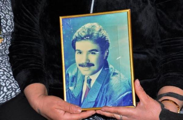 Televizyon programlarna arlp arlmamay hi dert etmezdi. Glben Ergen, Sibel Can, brahim Tatlses, Cengiz Kurtolu, Mehmet Ali Erbil samimi arkadalaryd. Aabeyimi vasiyeti zerine yarn saat 11.00?de Kabasakal Mezarl?na anne ve babamn yanna defnedeceiz? dedi.