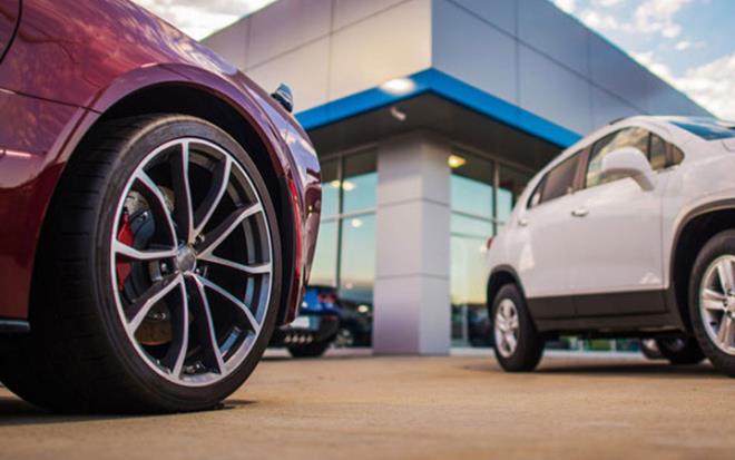 Motorlu Ara Satclar Federasyonu Genel Bakan Aydn Erko, yapt aklamada, Cumhurbakan Recep Tayyip Erdoan'n "Kur Korumal TL Mevduat" sistemini aklamasnn ardndan dviz kurlarnda yaanan geri ekilmenin ikinci el ara piyasasna etkisini deerlendirdi.