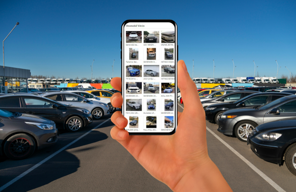 Online sat sitelerinde fiyatlar iti  <br>  Hsamettin Yaln, ?Yzde 50 indirim ciddi bir oran nk fiyatlar ok iti. Bunun en byk nedeni binincilerin online ilan sitelerinde fiyatlar artryor olmalardr. Ayn model ara biri 200 bin lira yazyor, dieri ?benim arabam daha iyi? diyerek 250 bin lira yazyor. Byle  etkisiyle rakamlar ykseldi ve belli bir seviyeye geldi. Dviz kurunun gerilemesiyle byle bir eyin olmamas lazm? dedi.