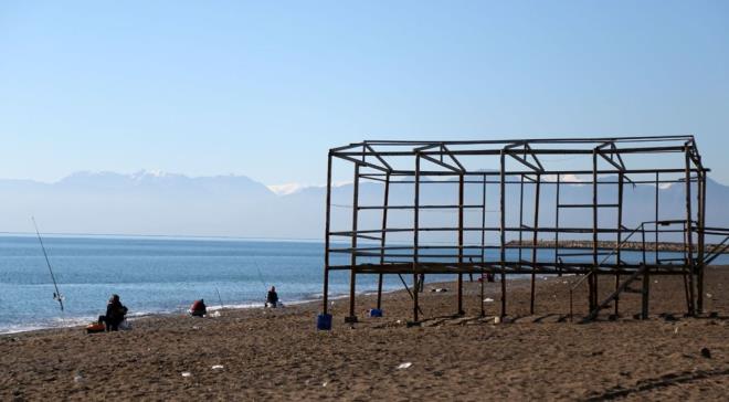 ARDAK SAHPLER DERNEK KURDU    te yandan ardaklarda yaayanlarn kurduu Kumky Koruma Gelitirme ve Yaatma Dernei Bakan Abdullah Kaya, u anki durumun ardaklarda yaayanlar asndan iyi olmadna dikkat ekti.