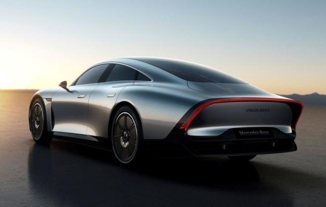 Magnezyum jantlar, alminyum alam fren diskleri, karbon ve cam takviyeli plastik kaplar da bu arla ulalmasna yardmc oluyor.