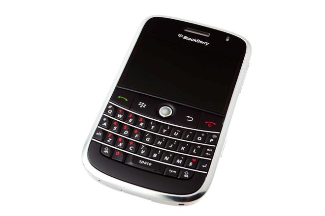 Daha sonra genel kullanc arasnda kullanc says her geen gn artan BlackBerry, 2001'den 2007'ye kadar dnya apnda en ok kullanlan akll telefon oldu.