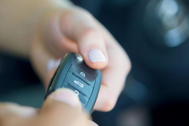 Motor hacmi 1600 silindiri geen, 2000 silindiri gemeyen otomobillerde ise yzde 45 TV dilimindeki matrah limiti 114 binden 130 bine karld.