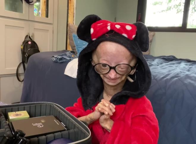 Williams'n sosyal medya hesaplarndan yaplan aklamaya  gre, Williams, 12 Ocak'ta "bu dnyadan zgr klnd".