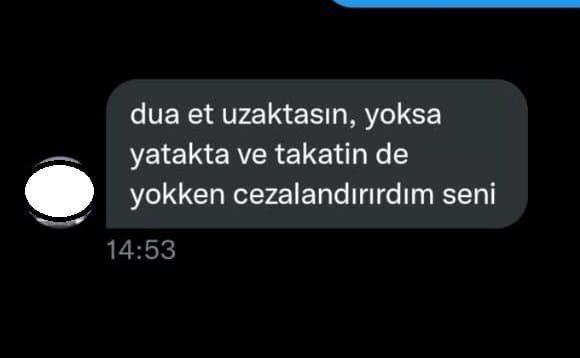 "Gerein harika ama dua et uzaktasn, yoksa yatakta ve takatin de yokken cezalandrrdm seni, Alama ceza her zaman kt olmayabilir."