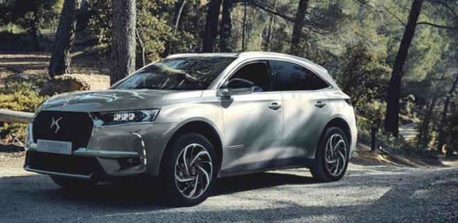 DS AUTOMOBLES  <br>  DS Automobiles, 2024'ten itibaren yalnzca elektrikli otomobil satacan duyurdu.  <br>  Fransz markann elektrikli menzili u anda DS 3 Crossback E-Tense crossover ile snrl ancak 645 kilometre menzile sahip yeni bir EV yolda olduu akland.