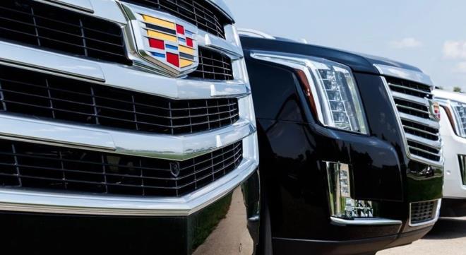 GENERAL MOTORS  <br>  ABD'li otomobil reticisi General Motors (GM), tamamen elektrikli bir gelecek iin ortak bir vizyon gelitirmek amacyla evre Savunma Fonu ile altna iaret edilen aklamada, irketin 2035 itibaryla yalnzca elektrikli ara retmeyi hedefledii kaydedildi.