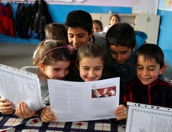 rencilerin sistem bilgilerine T.C kimlik no ve okul numaralar kolayca eriim salanabiliyor.  <br>  E-Okul Veli Bilgilendirme Sistemi'ne baarl bir giri yaptktan sonra sol mende yer alan "Not Bilgisi" seeneine tklayn.