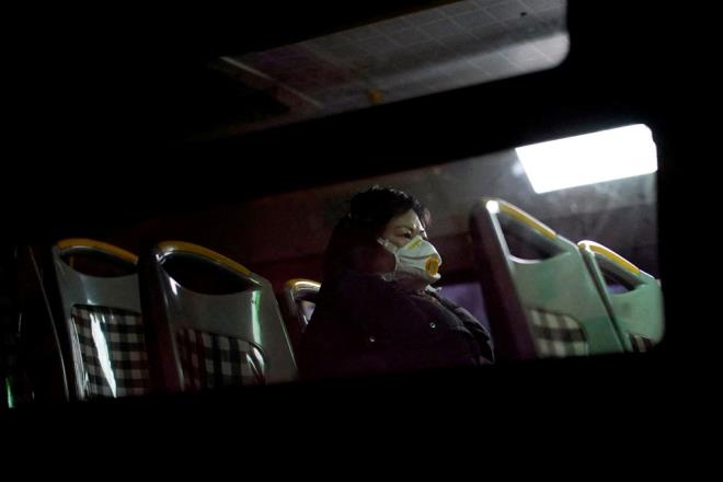 Bununla birlikte, in?in resmi Xinhua Haber Ajans'nn bildirdiine gre, 15 Ocak'ta ilk yerel Omicron enfeksiyonunu bildirmesinin ardndan kentte imdiye kadar 11 vaka doruland.