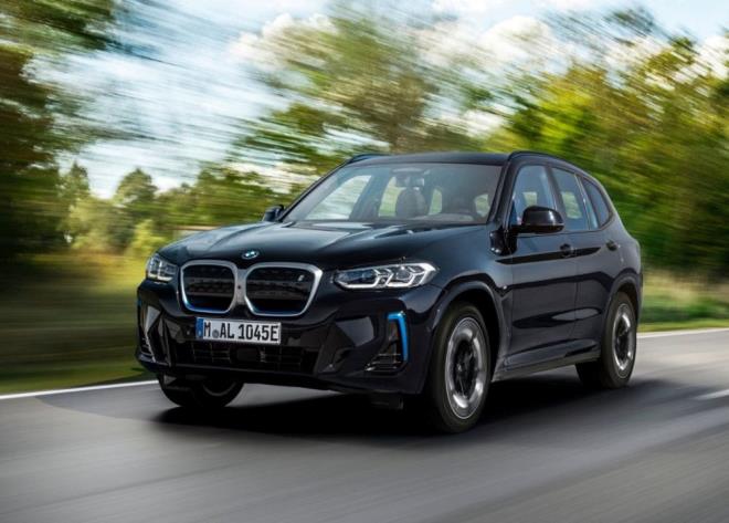 BMW iX3 - 663 adet satld