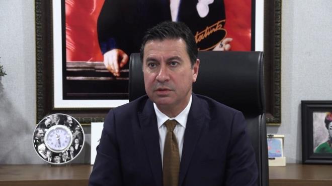 Bodrum Belediye Bakan Ahmet Aras, Girik'i kaybetmenin zntsn yaadklarndile getirerek, "Kendisiyle bizzat grp ziyaretine gidiyordum. Onunla sohbet etme imkan bulmutum. Onun eskiden belediye bakanl dnemi vard, o gnleri, sanat hayatn ve Bodrum'u konuurduk. Hep iyileme midiyle bekliyorduk. Ama onu ebediyete uurladk. Kendisine Allah'tan rahmet, yaknlarna ve sevenlerine de ba sal diliyorum. ok byk bir sanat ve insand" dedi.