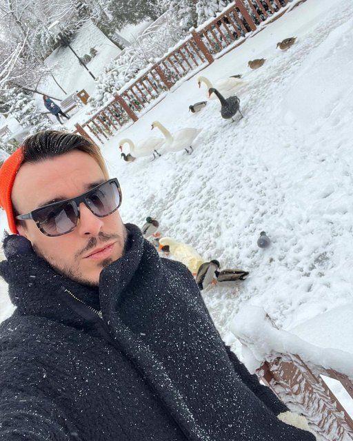 arkc Cem Adrian, Ankara Kuulu Park'ta yry yapt.