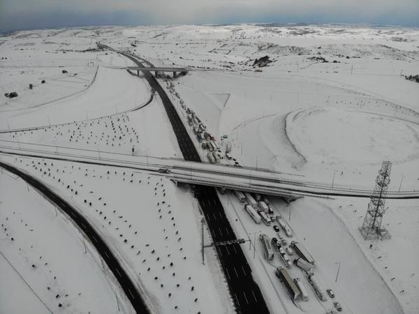* Taksiciyim, karda bir baka ara arpt, tamir sresince alamayacam, gelir kayb m sigortadan alabilir miyim?  <br>  Sigortadan gelir kaybn alamazsnz. Bunun iin hukuk yoluna bavurmalsnz.