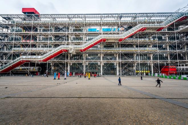 1. Pompidou Merkezi - Paris, Fransa