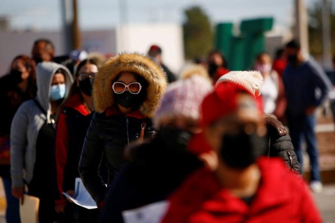 Bancel daha nce nc doz alarn geen sonbaharda yaptran kiilerin muhtemelen bu k geirebilecek kadar yeterli korumaya sahip olacan sylemiti.