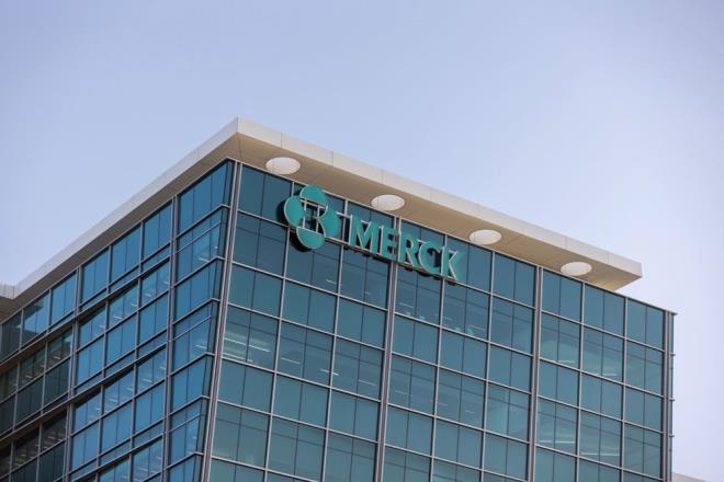 41. MERCK     la